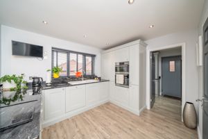 DINING KITCHEN- click for photo gallery